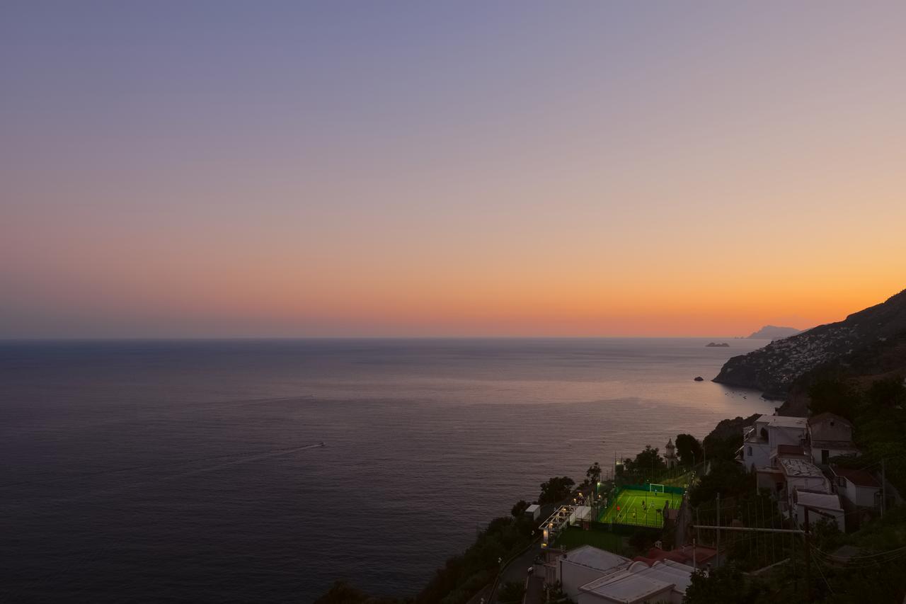 Smeraldo Holiday House Конка-дей-Марини Экстерьер фото